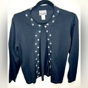 Anna Gray petites Black silk and cotton Cardigan with one button at the neck.